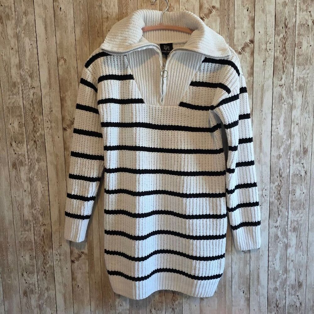 Women's Derek Heart Long Striped Pullover Sweater Tunic dress Size S White/Black